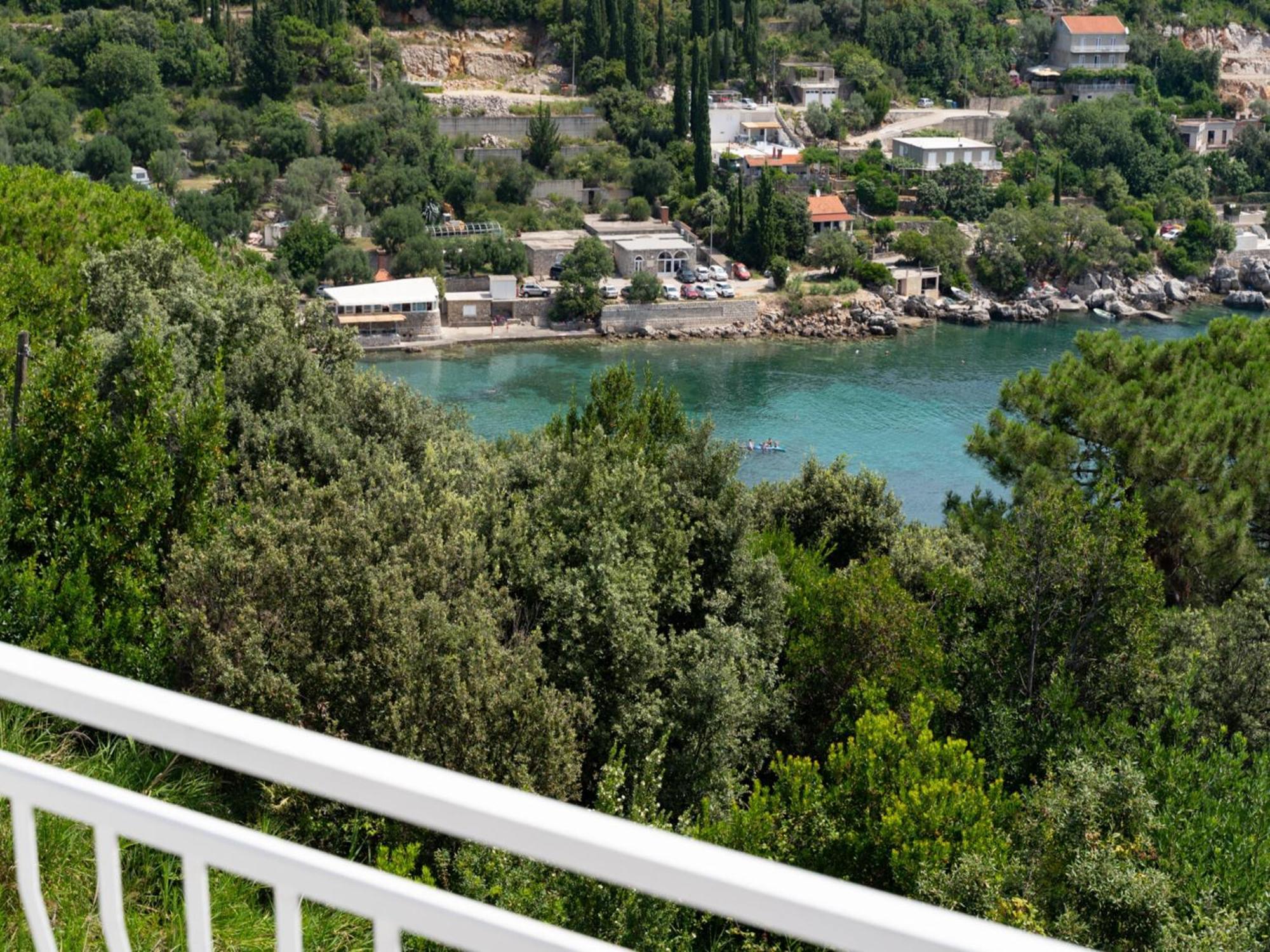 Apartment Konak Молунат Екстериор снимка